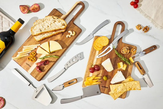 Cheese knives