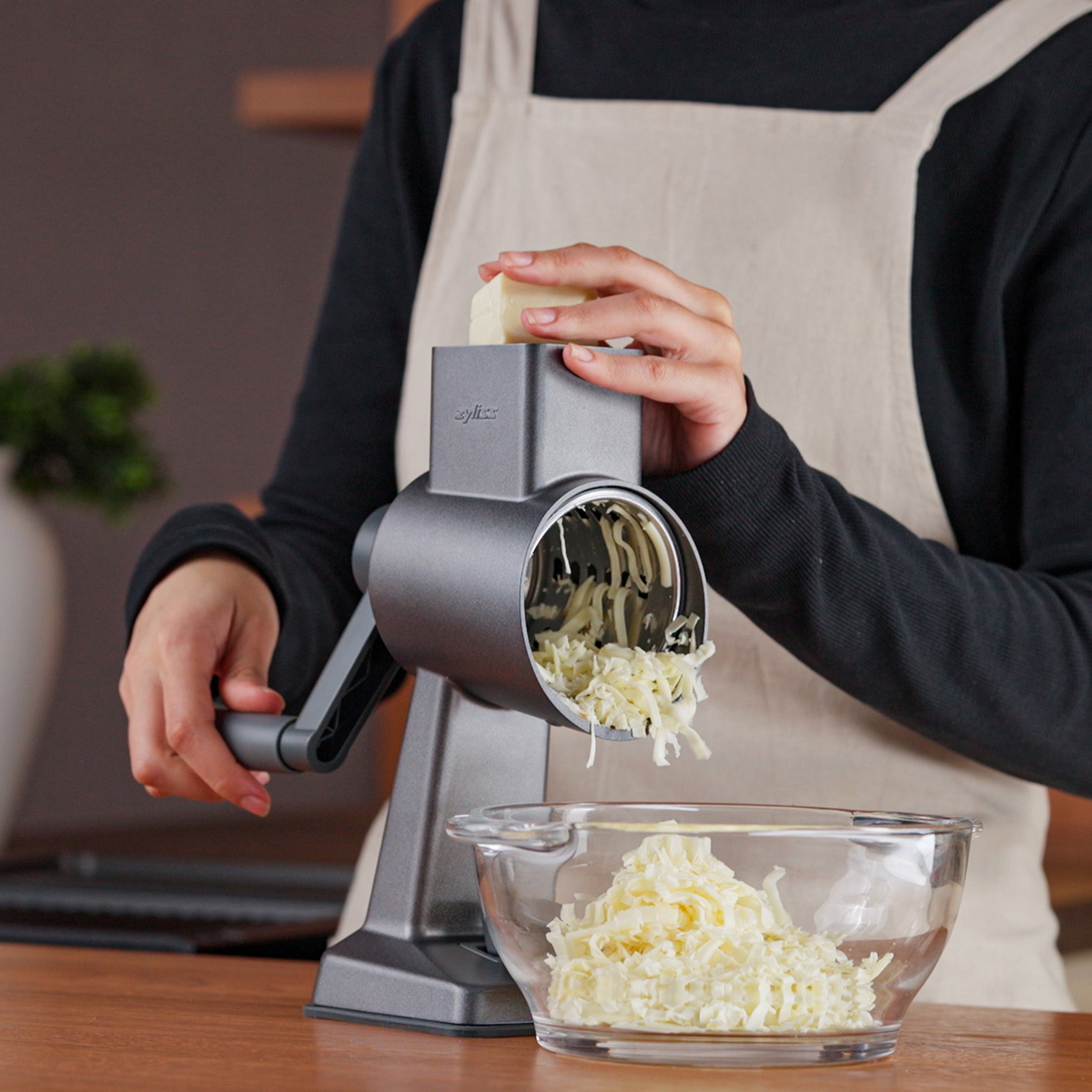 Zyliss Gourmet Drum Grater - Precision Kitchen Grating Tool