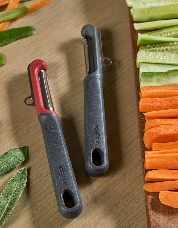 2 Piece Universal & Soft Skin Peeler Set