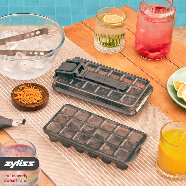 Zyliss Classic Ice Cube Tray feature graphic 2.